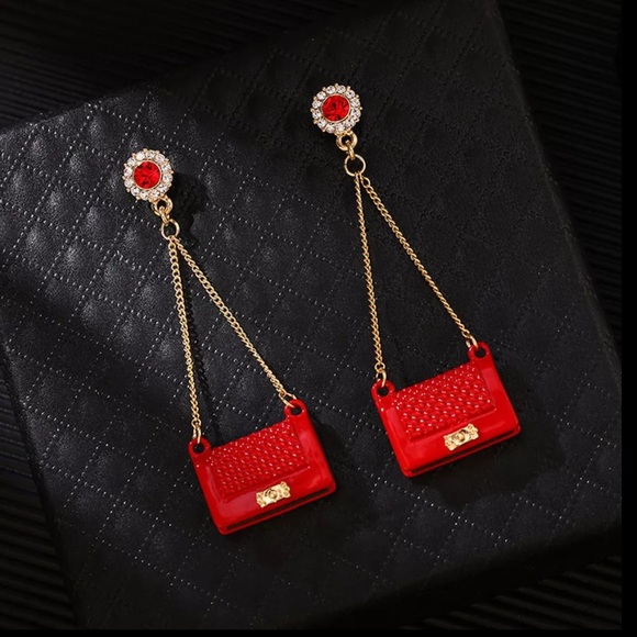 NEW ❤️ Red Classy Bag Purse Drop Earrings - Picture 1 of 6